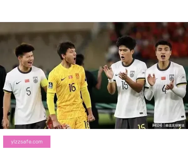 拳击拜合拉木染红后越南后卫范理德发文向球迷致歉引发热议